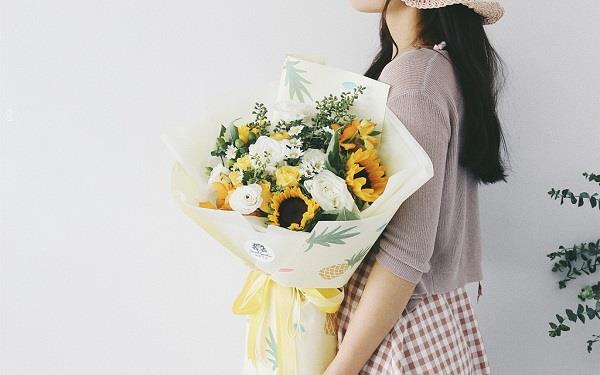 2025七夕情人节送花送几朵合适 这些寓意你都了解吗 2025七夕情人节送花送几朵合适 这些寓意你都了解吗